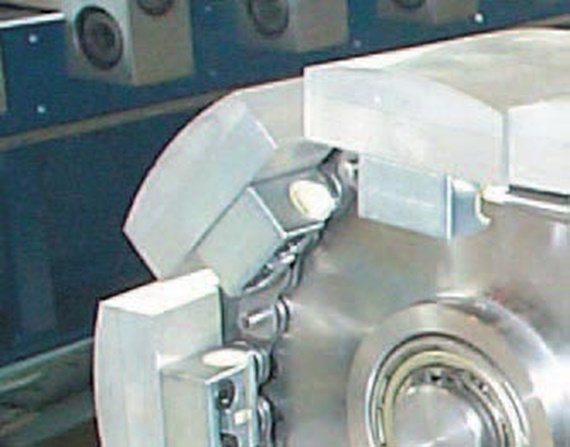 Conveyor chain