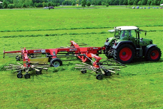 Hay swathers with individual plain bearings made of iglidur® materials