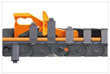 E2.1 series e-chains with chain opener